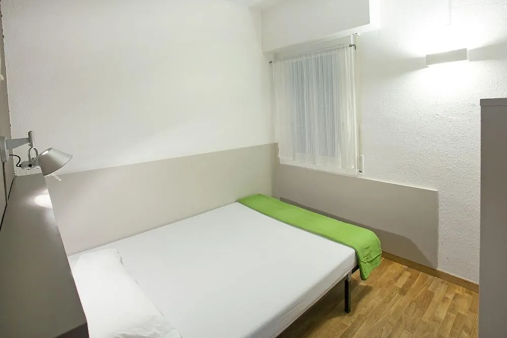 Sant Jordi Hostels Sagrada Familia Barcelona 0*,