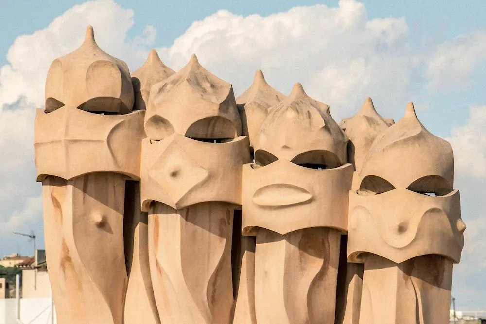 Sant Jordi Hostels Sagrada Familia Barcelona